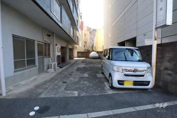 敷地内駐車場（屋外平面式）