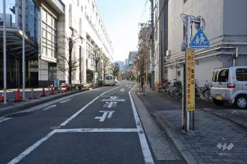 敷地北東側の前面道路