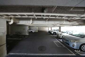 敷地内駐車場（屋内平面式）