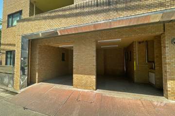 敷地内駐車場（屋内平面式）