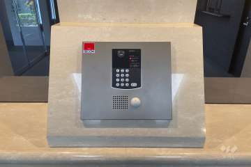 オートロックの操作盤