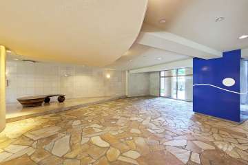 エントランスホール