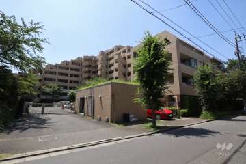 南雪谷ハイライズの外観(北西側から)