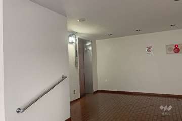 共用のエレベーター