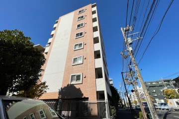 エルヴィエントアース大森山王の外観（南側から）