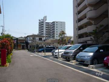 敷地内駐車場