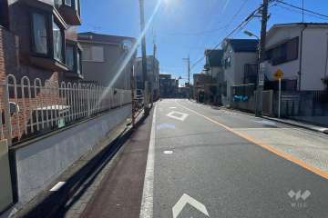 敷地南西側の前面道路