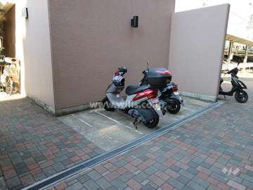 バイク置場