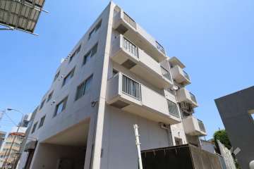 ベルローゼ馬込の外観（南西側から）