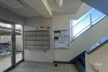 エントランスホール