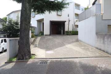 エントランスアプローチ