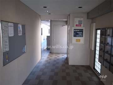 エントランスホール（共用ポスト）