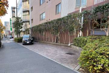 敷地内駐車場（屋外平面式）
