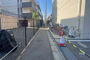 敷地北東側の通路