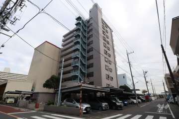 グランイーグル多摩川緑地２の外観（北西側から）