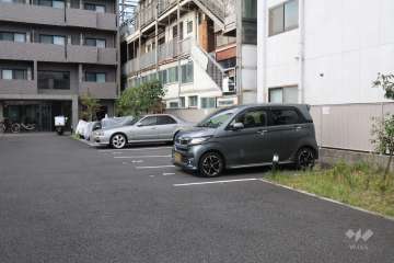 敷地内駐車場（屋外平面式）
