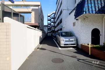 敷地内駐車場（屋外平面式）