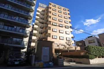 ライオンズマンション多摩川緑地の外観（西側から）