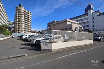 敷地内駐車場（屋外平面式）