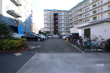 駐車場の出入り口・敷地内駐車場（屋外平面式）