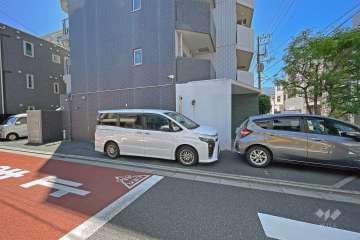 敷地内駐車場（屋外平面式）
