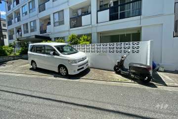 敷地内駐車場（屋外平面式）
