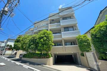 アーバンビュー洗足の外観（南西側から）