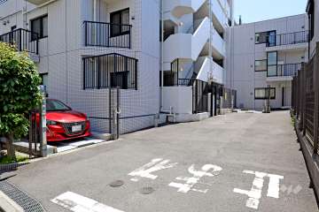 駐車場の出入り口・敷地内駐車場（屋外機械式）