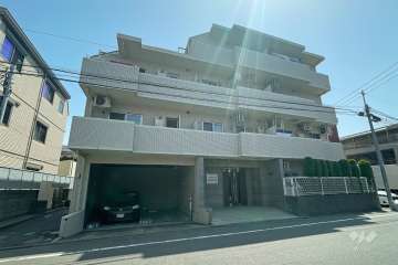 パレソレイユ田園調布東の外観（西側から）