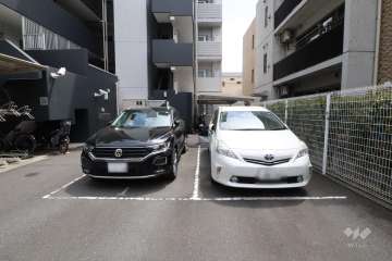 敷地内駐車場（屋外平面式）