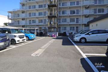 敷地内駐車場（屋外平面式）