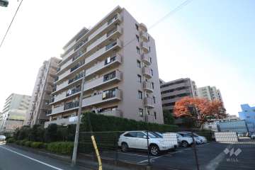 アルカサル多摩川の外観（北東側から）