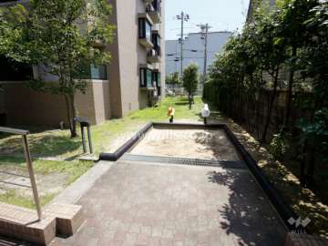 エントランス横にあるプレイロット