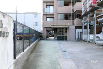 エントランスアプローチ