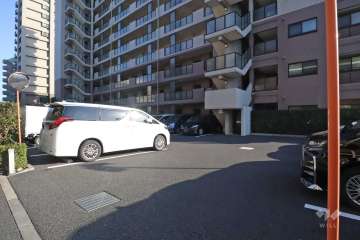 敷地内駐車場（屋外平面式）