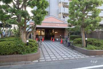 エントランスアプローチ