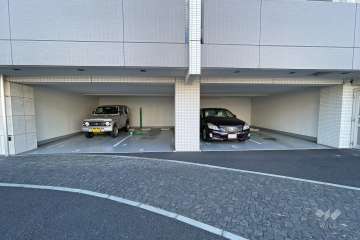 敷地内駐車場（屋内平面式）