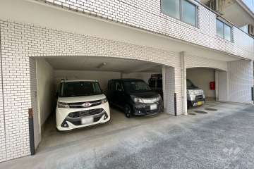 敷地内駐車場（屋内平面式）