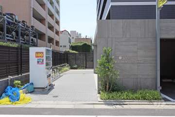 エントランスアプローチ