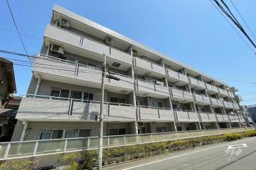 ウィン多摩川の外観（南西側から）