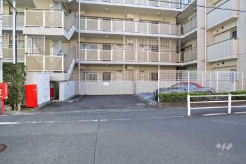 敷地内駐車場（屋外機械式）