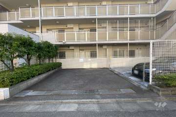 敷地内駐車場（屋外機械式）