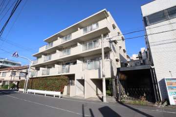 クリオ多摩川ラ・モードの外観(南西側から)