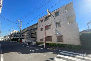 クリオ多摩川ラ・モードの外観(北西側から)