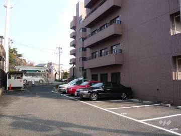 敷地内駐車場（平面式）