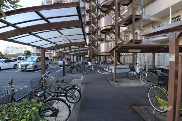 駐輪場（屋根付き）