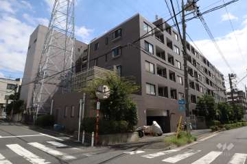 東急ドエルアルス矢口の外観(北西側から)