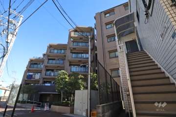 グランイーグルｗｉｎｇ多摩川の外観(西側から)