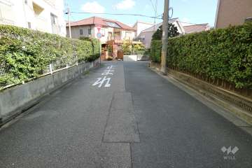 敷地の前面道路