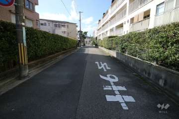 敷地の前面道路